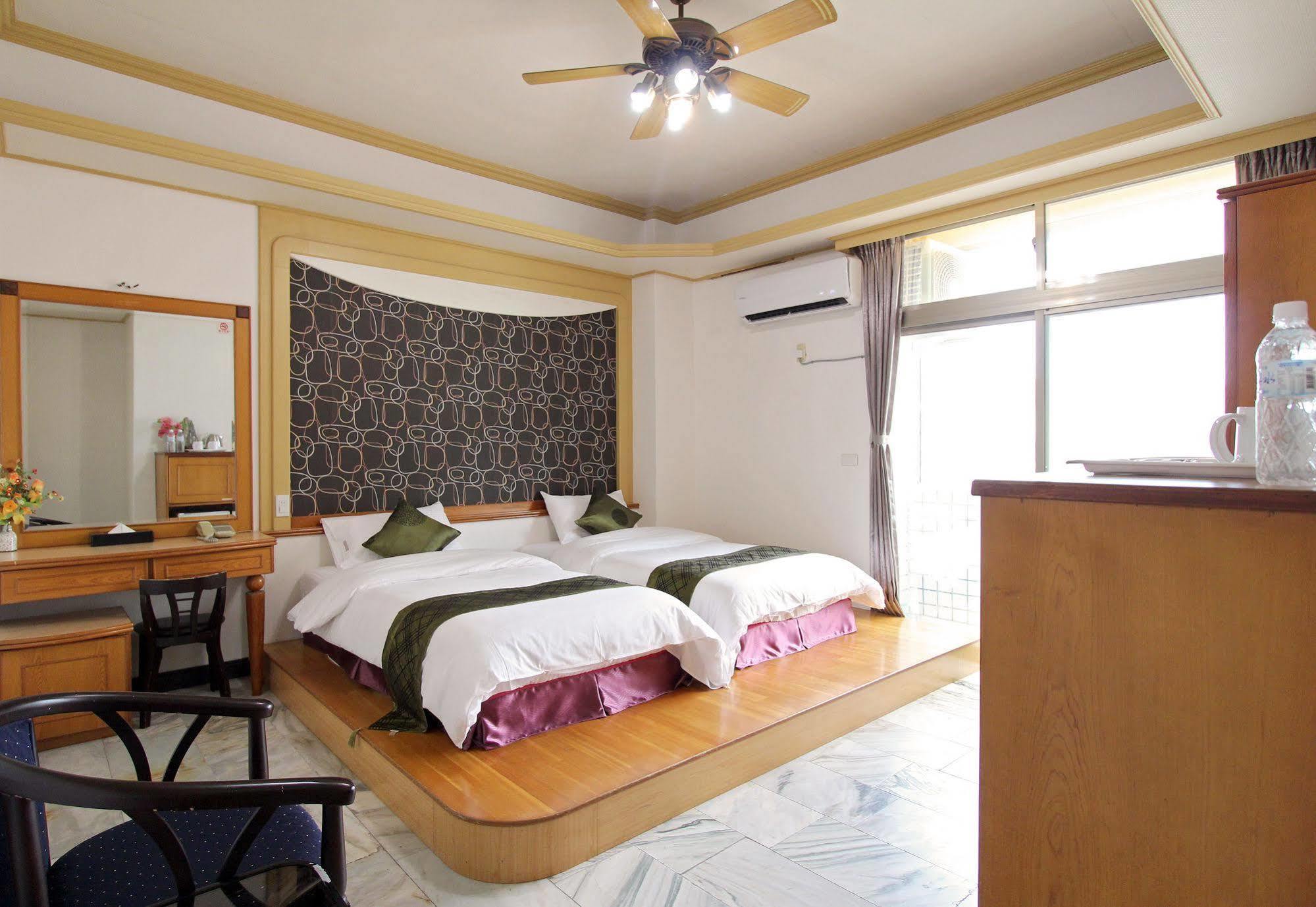 陶陶居商旅 Tautauchu Hotel Hualien City Luaran gambar