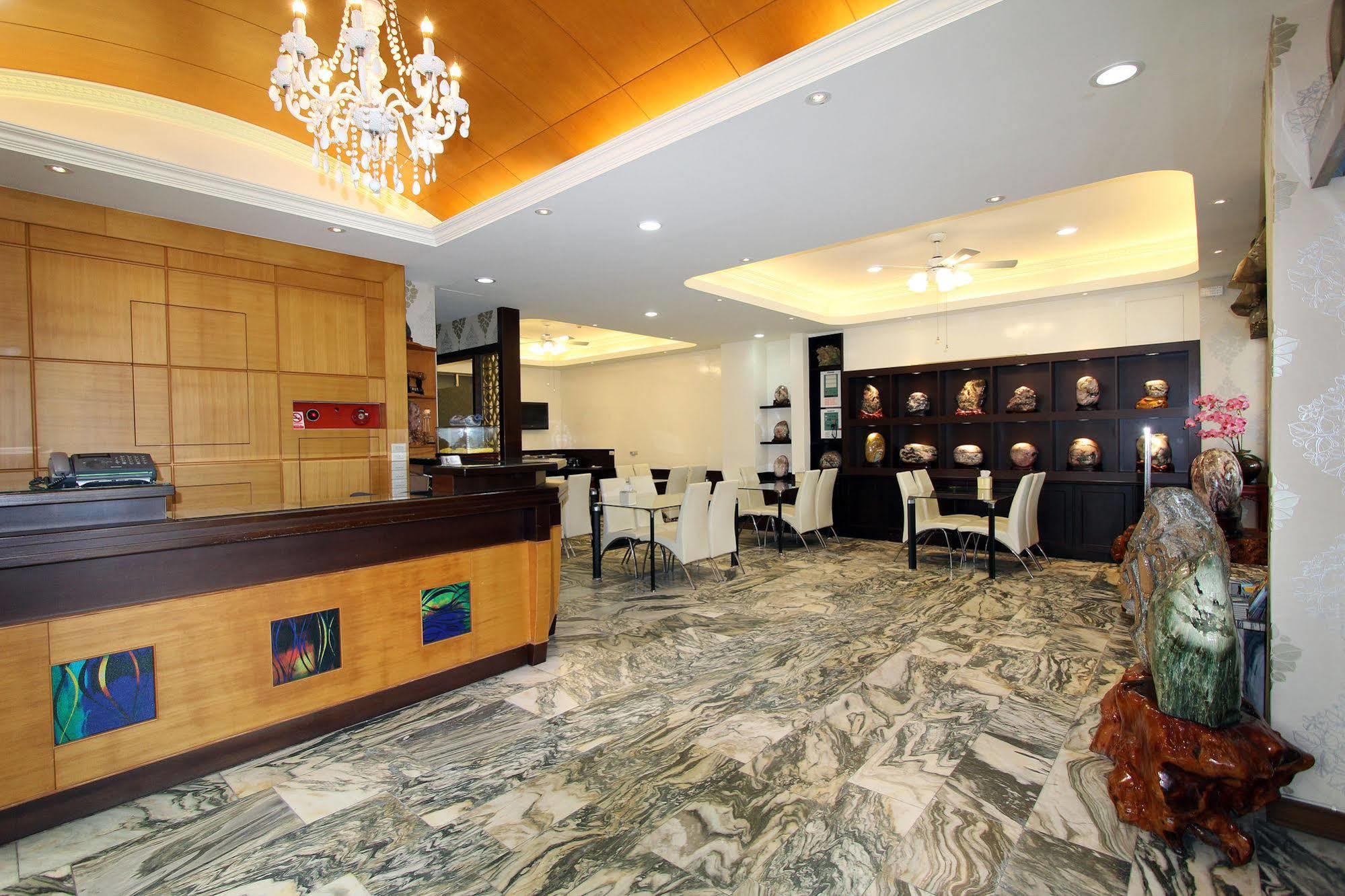 陶陶居商旅 Tautauchu Hotel Hualien City Luaran gambar