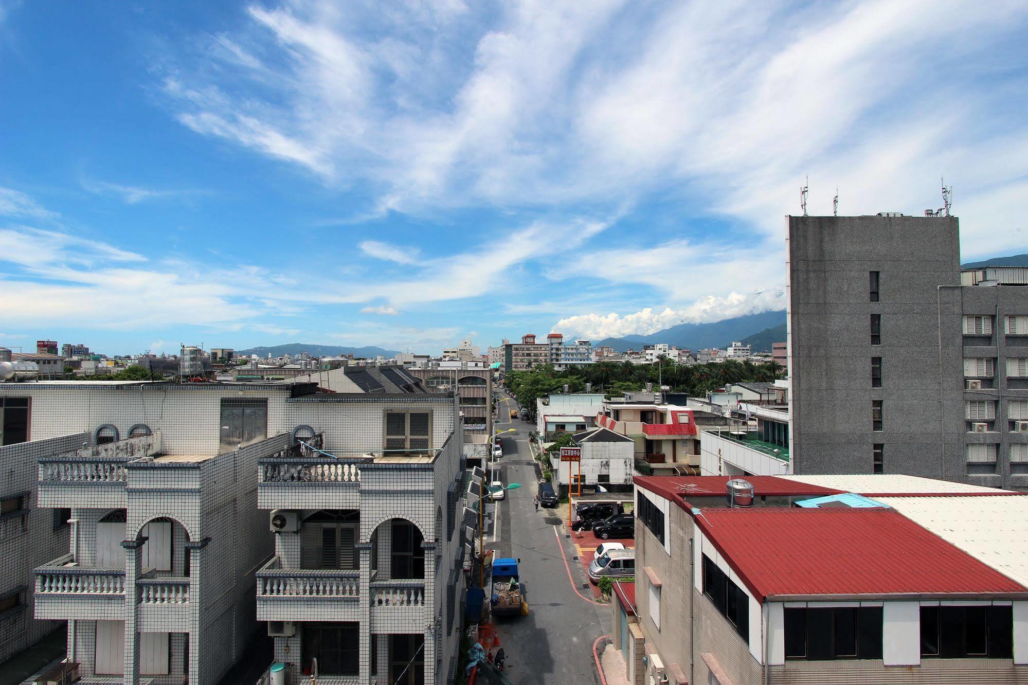 陶陶居商旅 Tautauchu Hotel Hualien City Luaran gambar